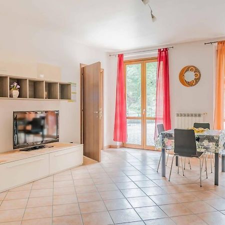 Relax In Nature And Lake Free Parking Luino Exterior foto