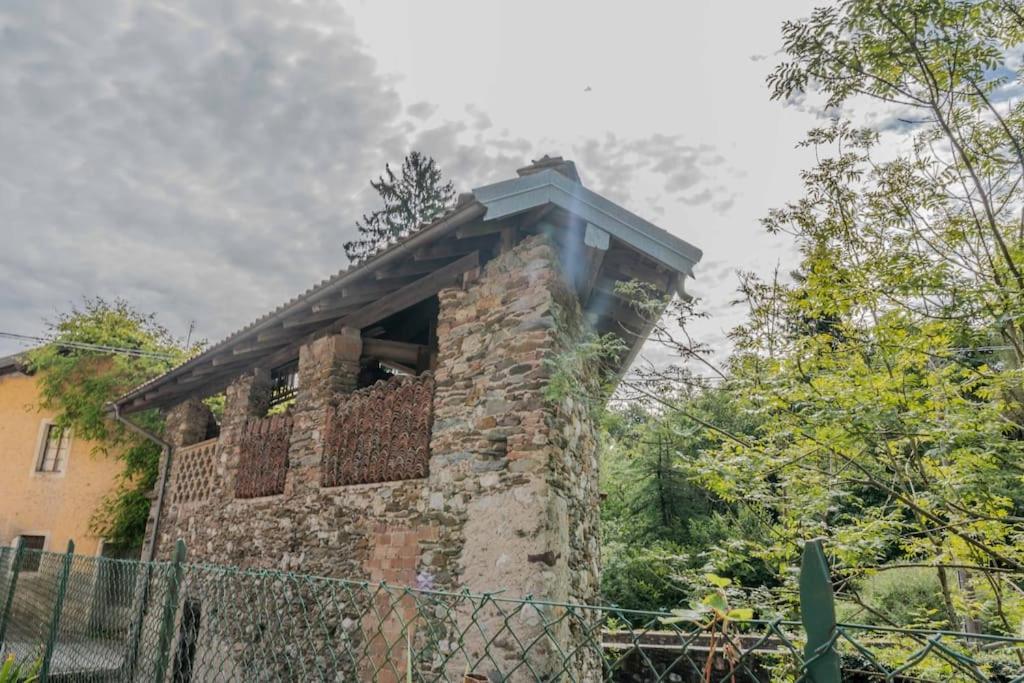 Relax In Nature And Lake Free Parking Luino Exterior foto