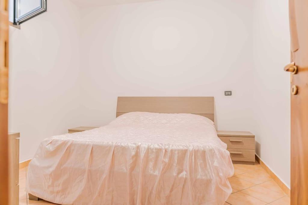 Relax In Nature And Lake Free Parking Luino Exterior foto